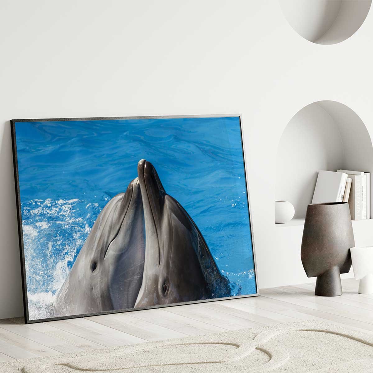 Affiche encadrée dauphins en duo dans l’océan affiche + cadre en métal - noir, HEXOA