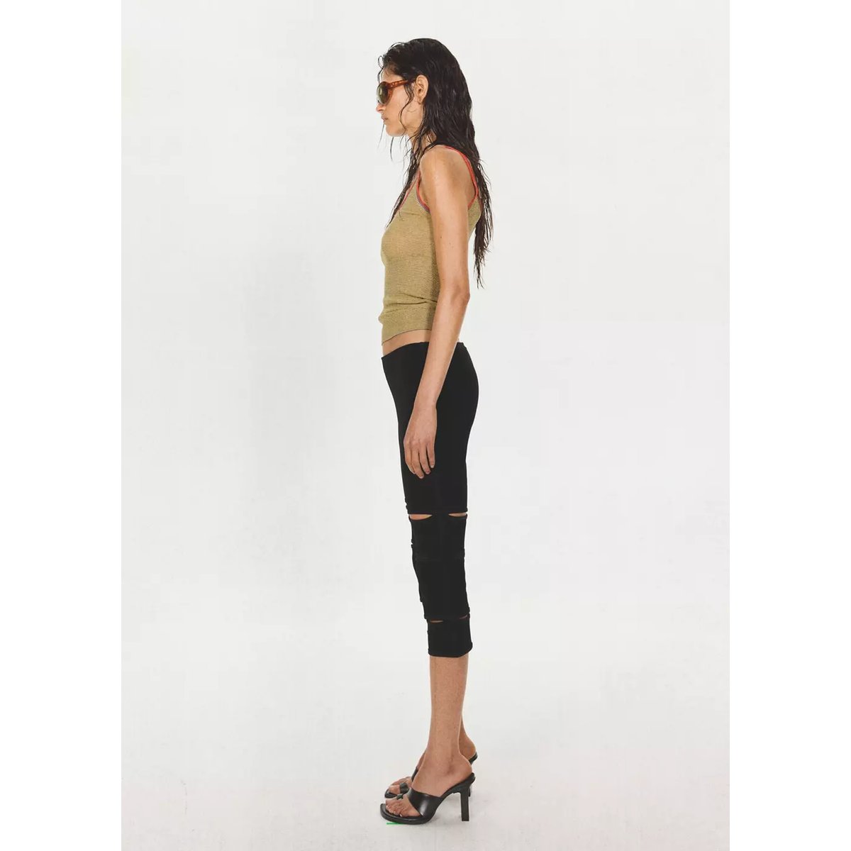 Pantalon capri ouvertures noir, MANGO