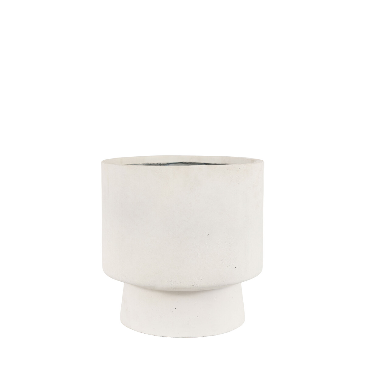 Ortelle Footed Outdoor Planter in White white, ÉDITÉ