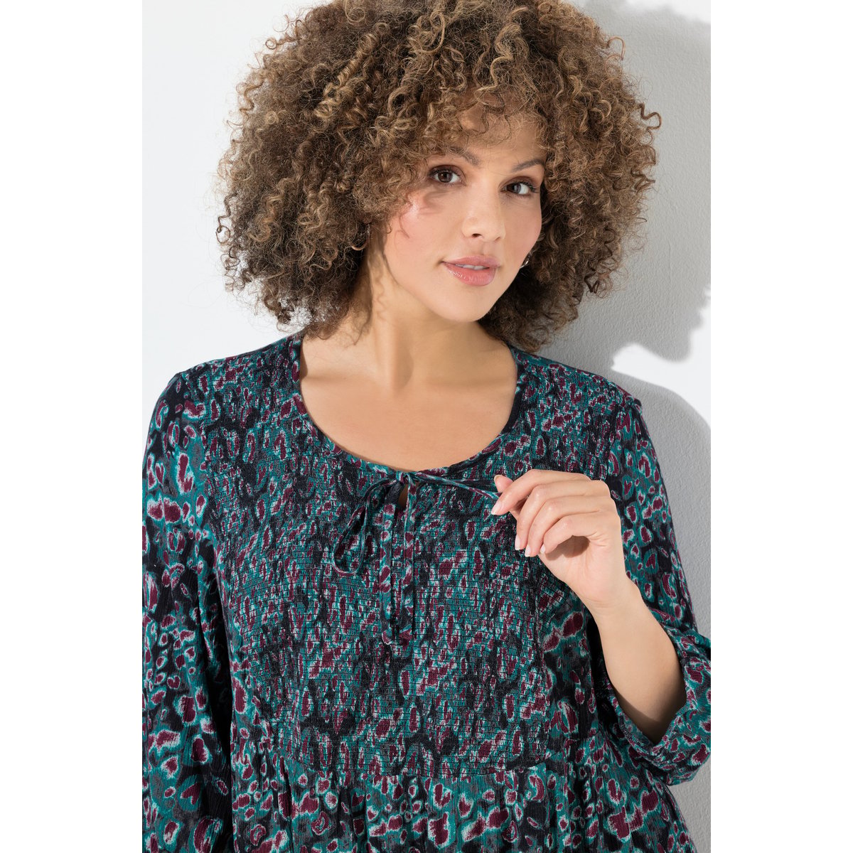 Blouse smockée motif léopard, coupe évasée vert pétrole, ULLA POPKEN