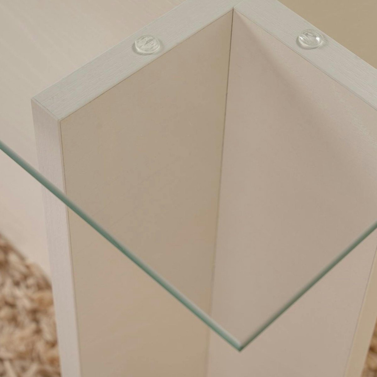 Table basse en verre, pied asymétrique SALTA blanc, PIER IMPORT
