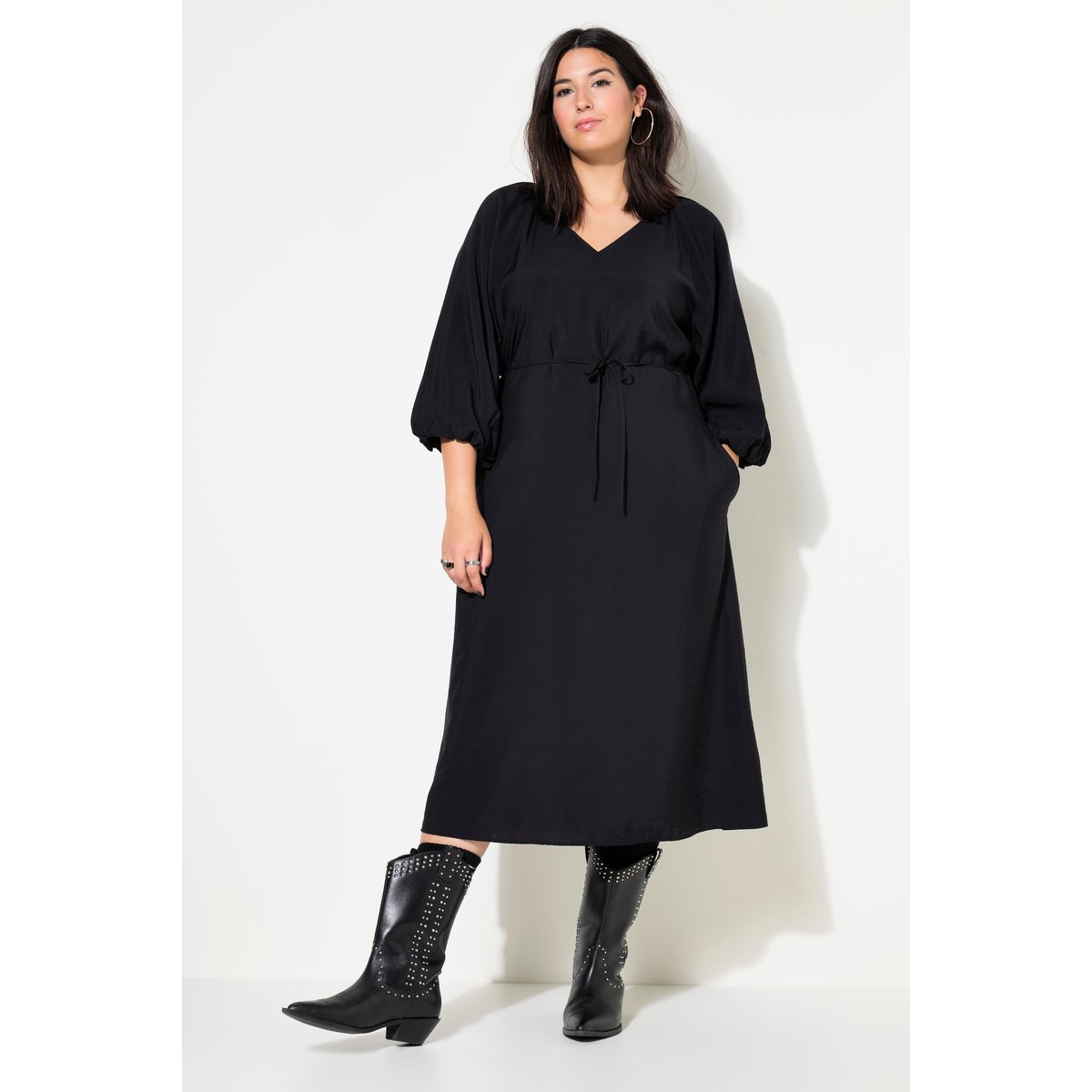 Robe maxi, coupe évasée, manches 3/4 ballon noir, STUDIO UNTOLD