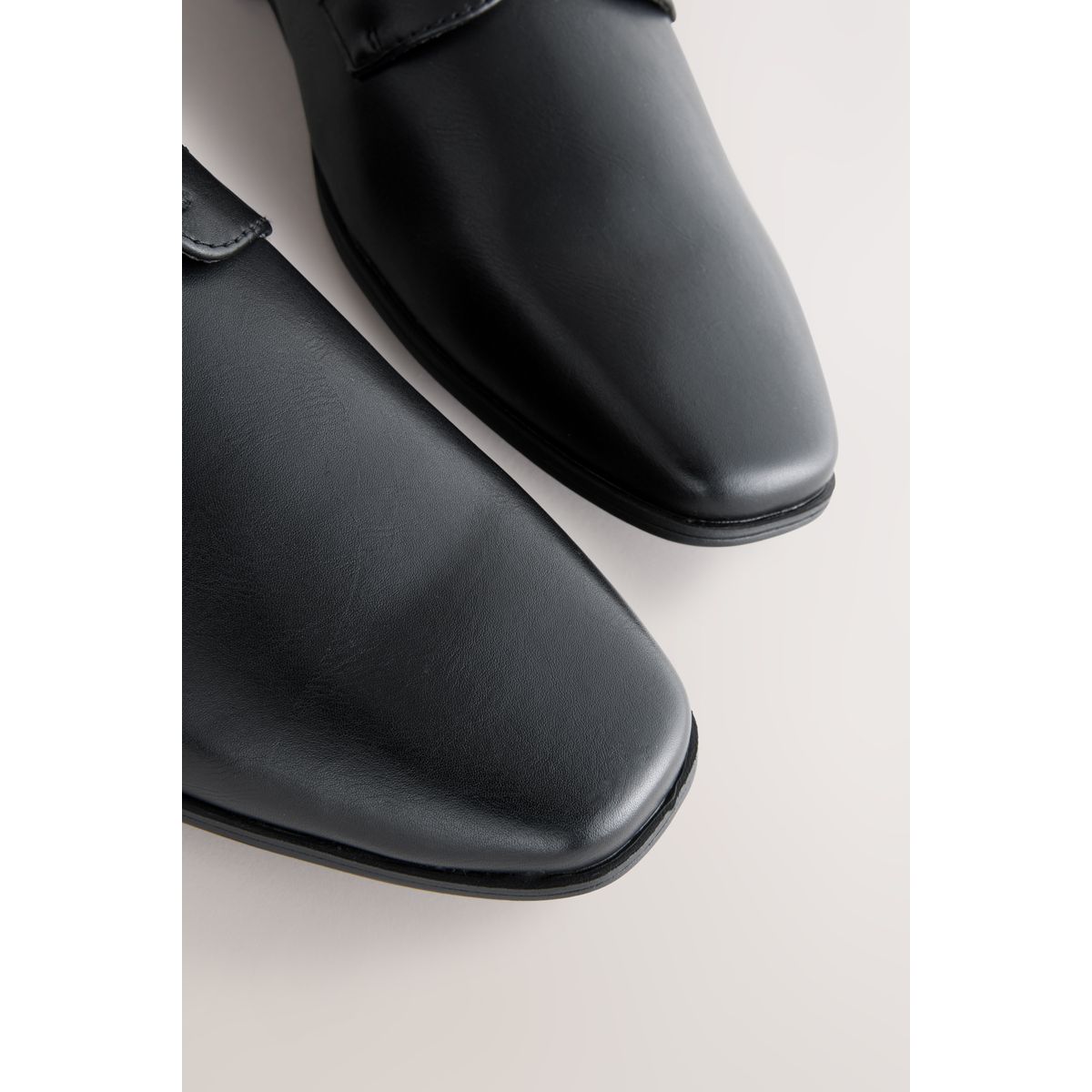 Chaussures derby fines à bout carré noir, NEXT