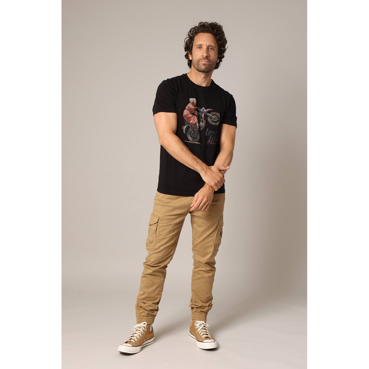 T-shirt 100% coton avec imprimé moto et message « last life deluxe » BADASS noir, DEELUXE