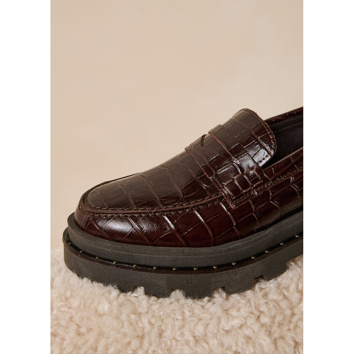 Mocassins en cuir effet croco chocolat, LA FEE MARABOUTEE