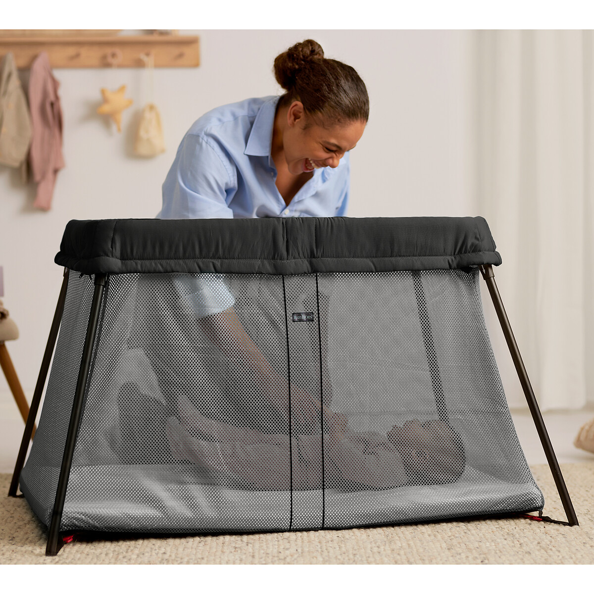 Cama de viagem leve preto , BABYBJORN
