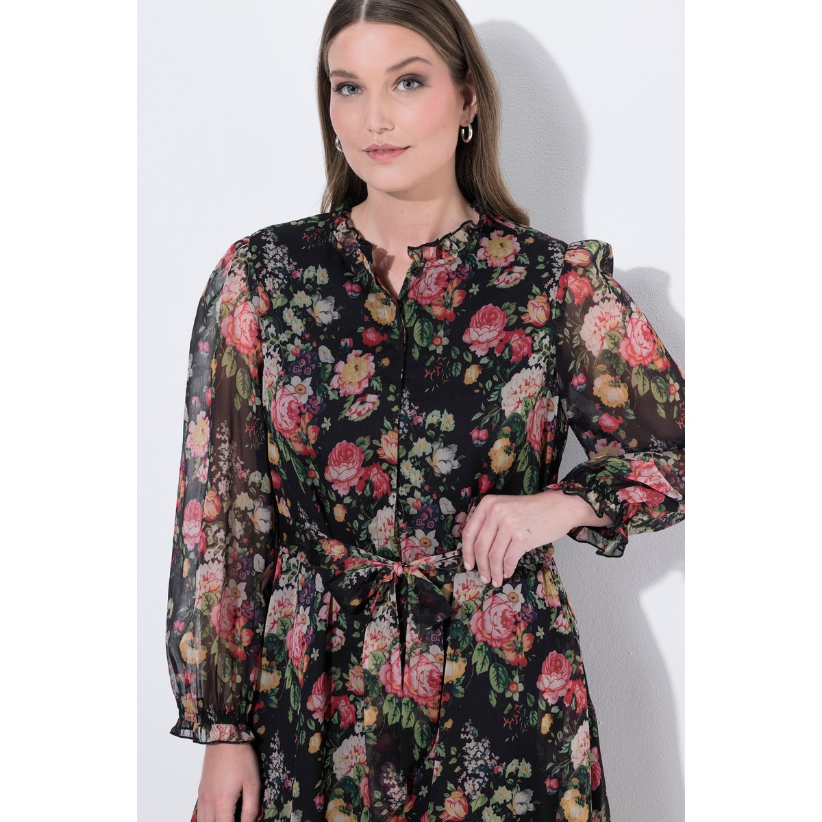 Robe longue à fleurs en mousseline noir, ULLA POPKEN