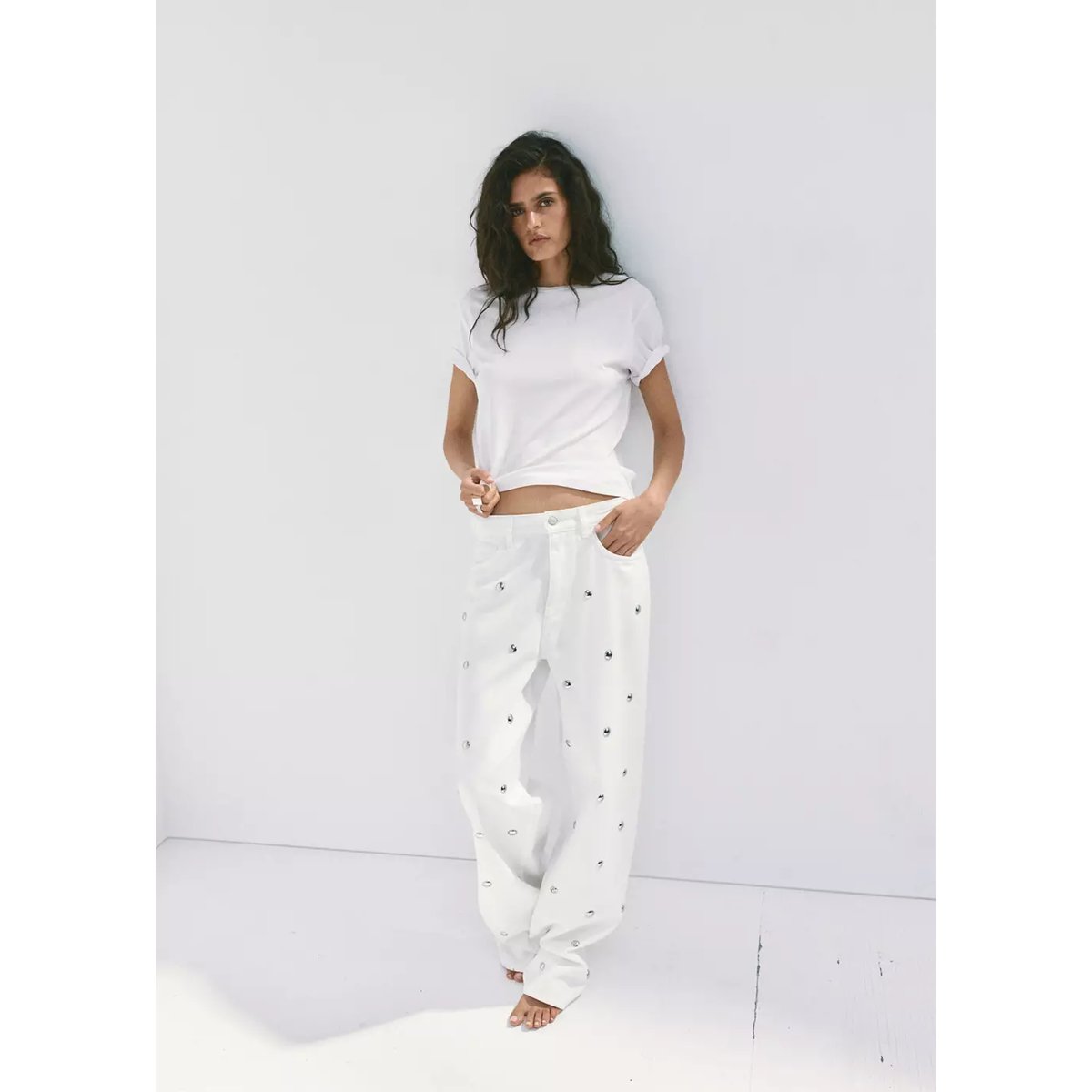 Jean droit clouté blanc cassé, MANGO