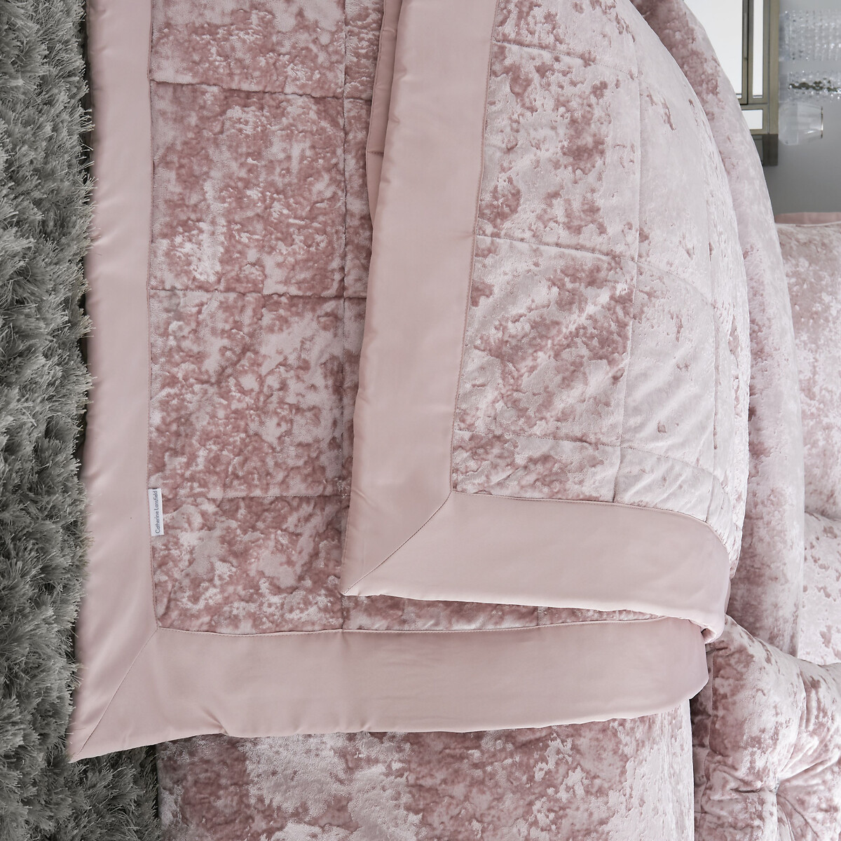 Crushed Velvet Bedspread 220x220cm blush pink, CATHERINE LANSFIELD