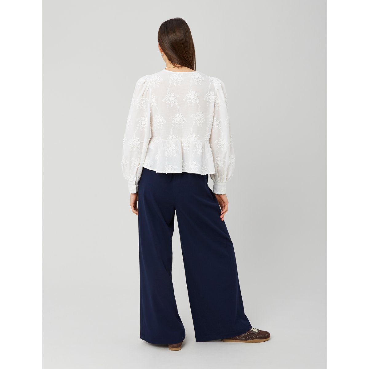 Pantalon fluide à pinces bleu foncé, BZB