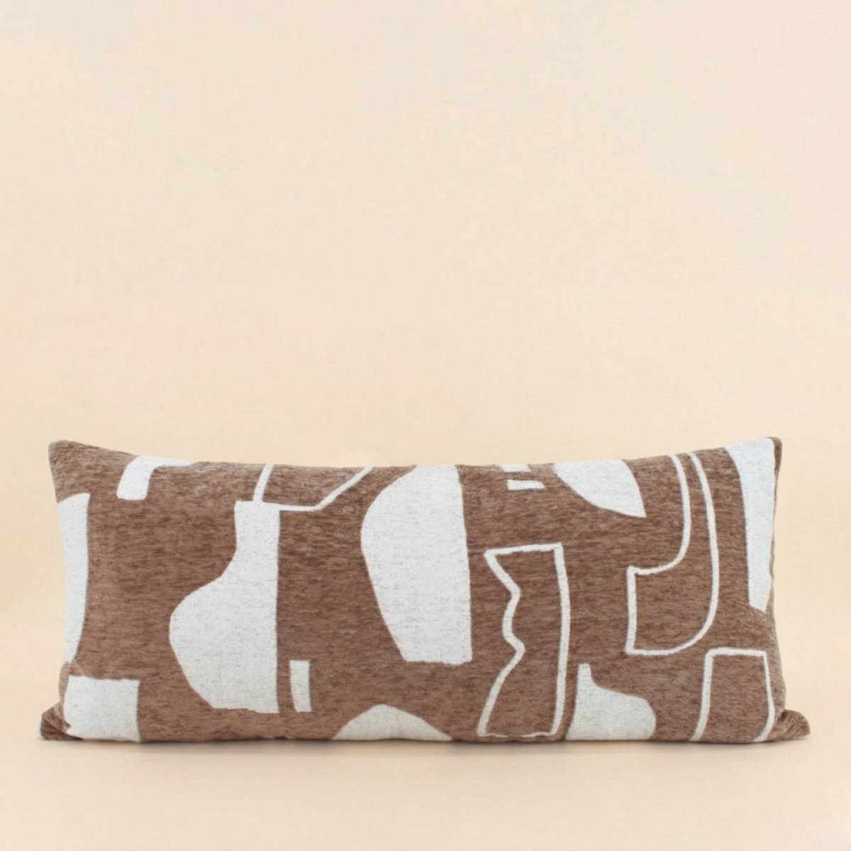 Coussin en jacquard chenille motifs ethniques 30x70cm marron, ORNAMI