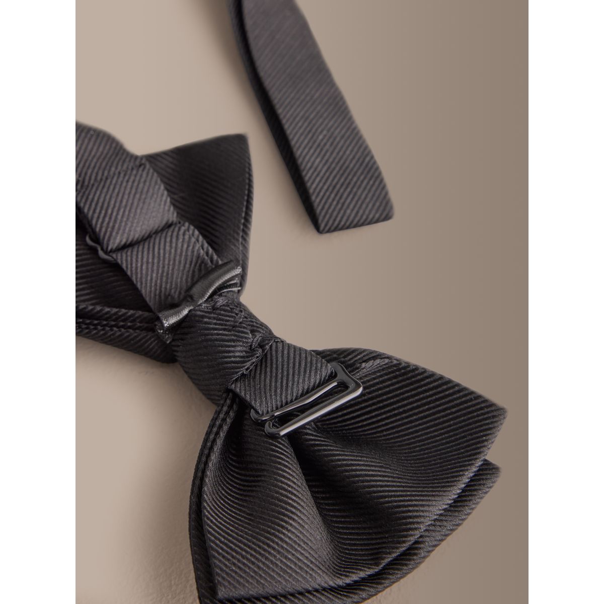 Nœud papillon en soie signature noir, NEXT