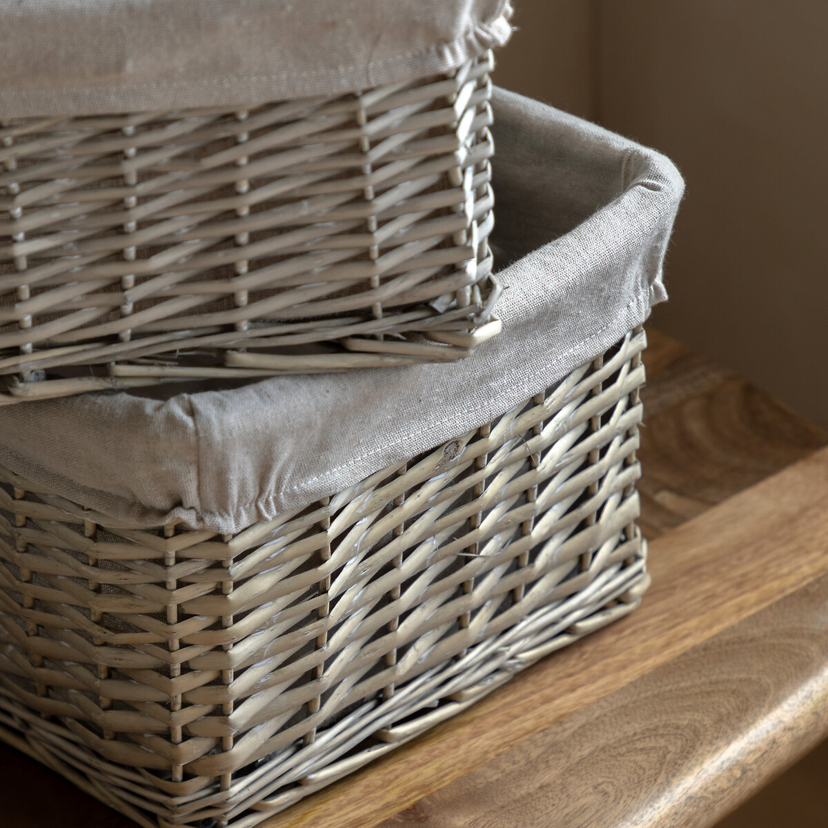 Set of 2 Sylva Square Lined Baskets in Grey brown , ÉDITÉ