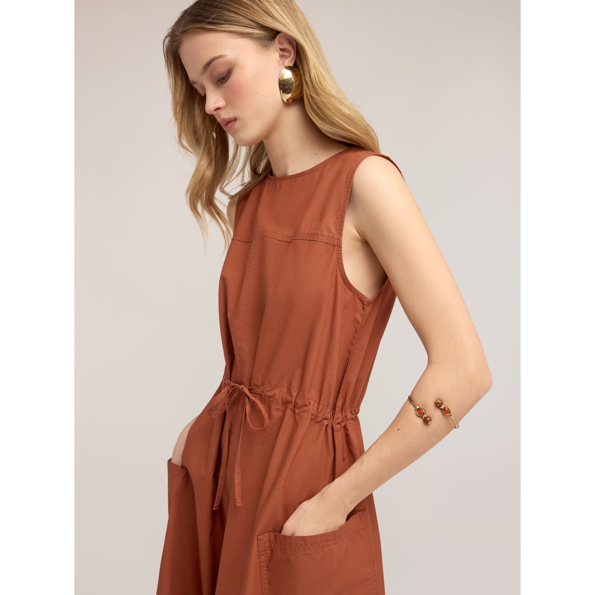 Robe à cordon de serrage marron, MOTIVI