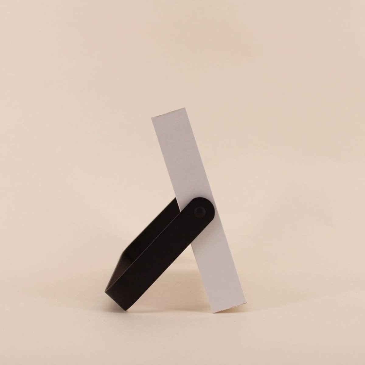 Cadre photo pied métal 10x15cm blanc, ORNAMI