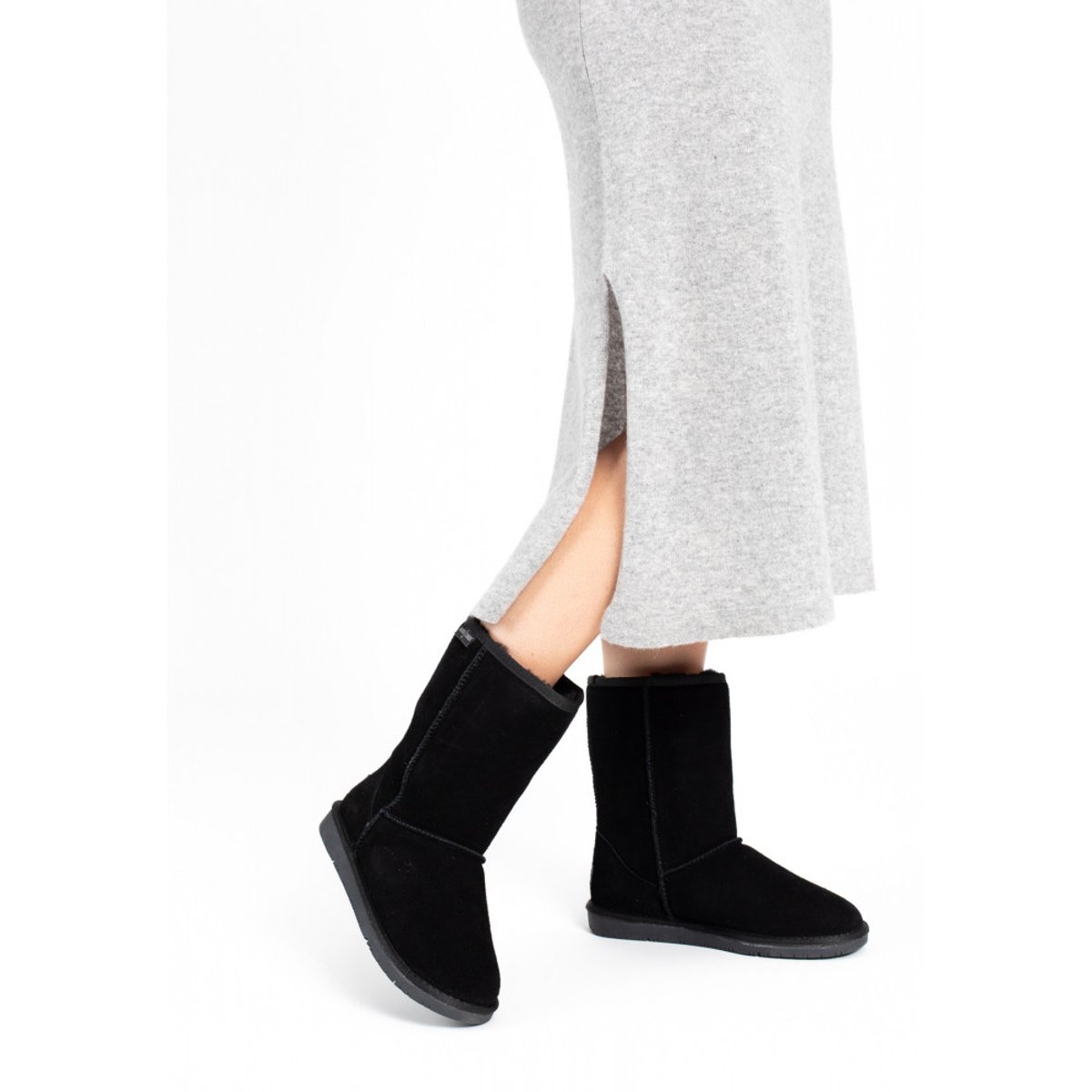 Bottes en daim fourrées en laine OLYMPIA noir, MINNETONKA