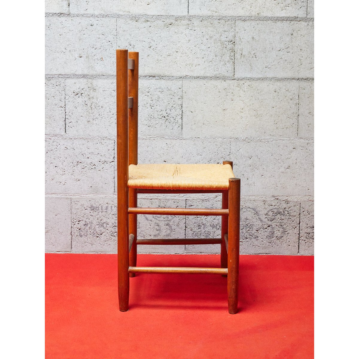 Lot de 4 chaises en bois Claude N°1313 - Bon état bois foncé, DEBONGOUT