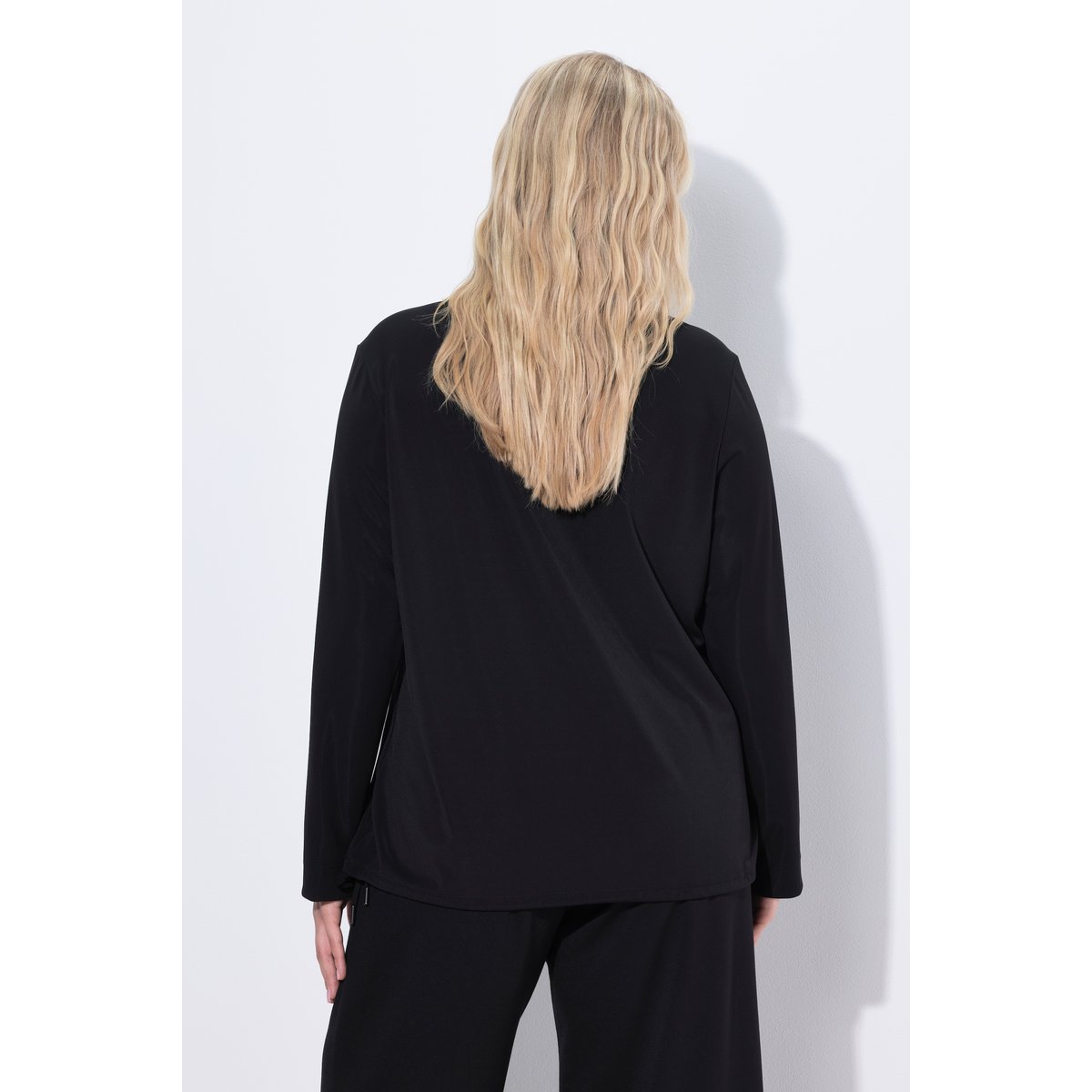 Chemisier en jersey à col chemise et manches noir, ULLA POPKEN