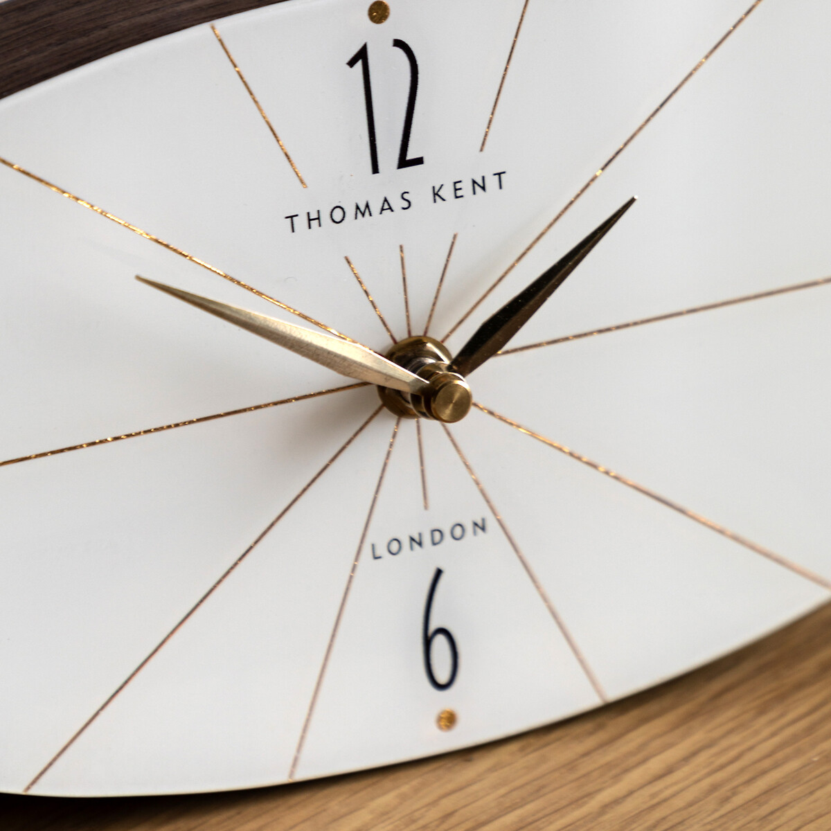 Greenwich Ellipse 11" Mantel Clock walnut, THOMAS KENT