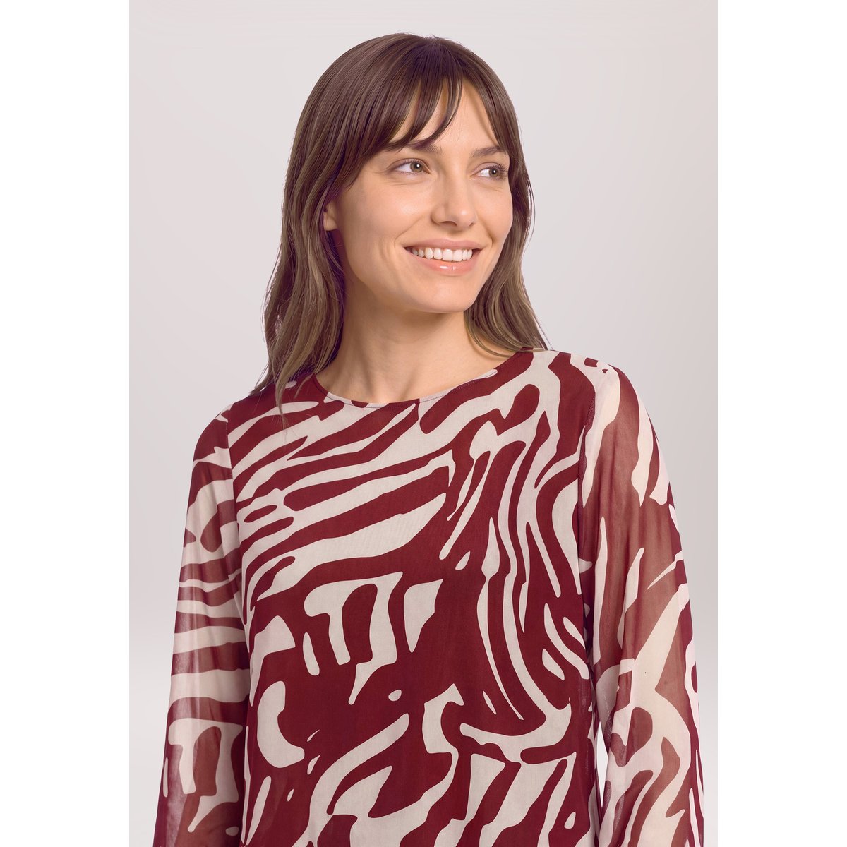 T-shirt en maille à élastique nature/dark red, BETTY & CO