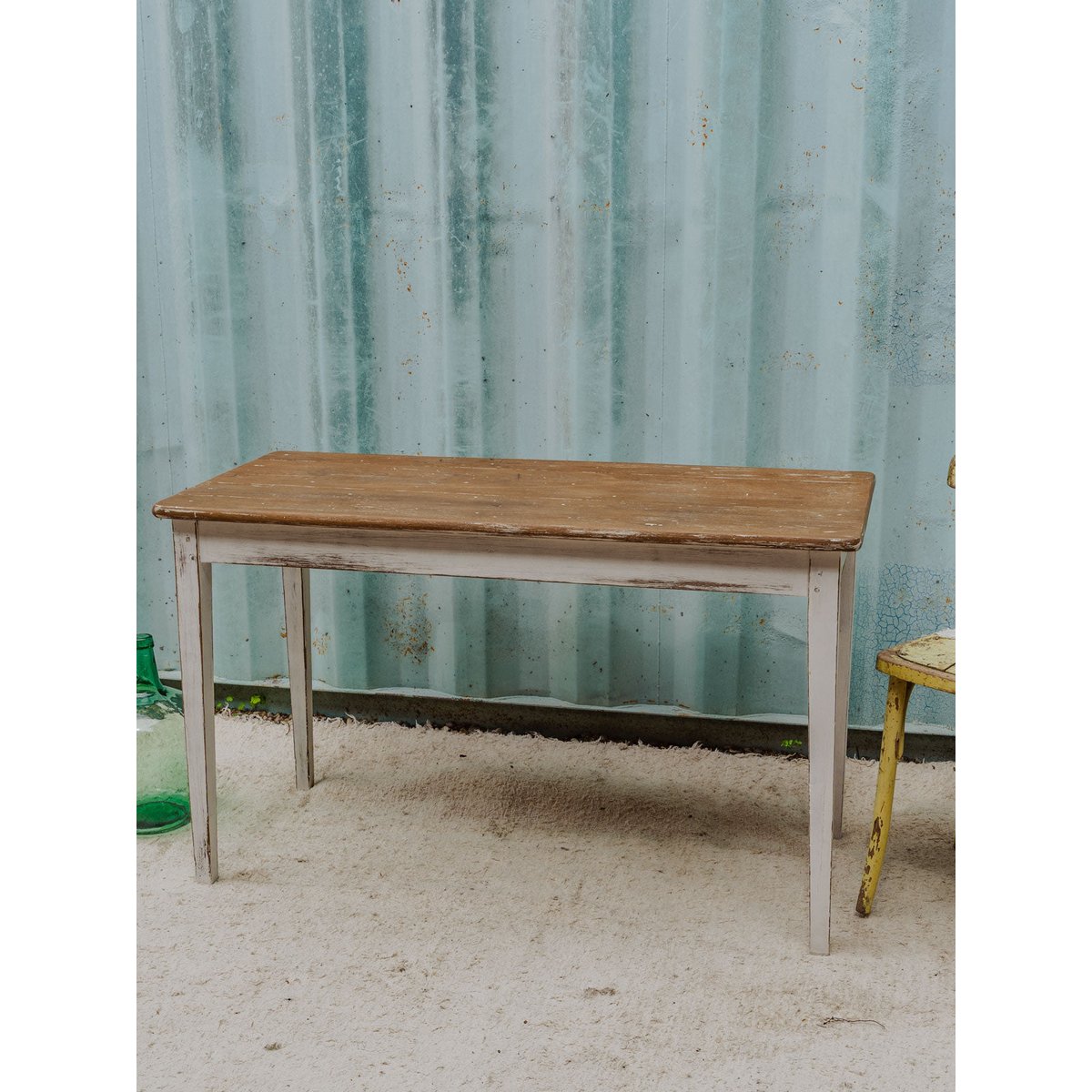 Table à manger en bois Romy N°1358 - Bon état bois foncé, DEBONGOUT