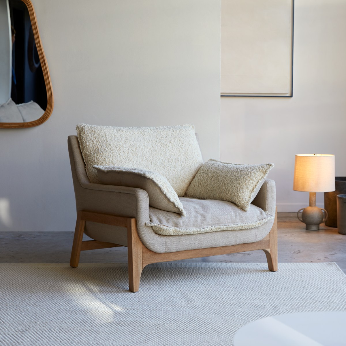 Fauteuil en Tissu massif, WOODNEST beige, TIKAMOON