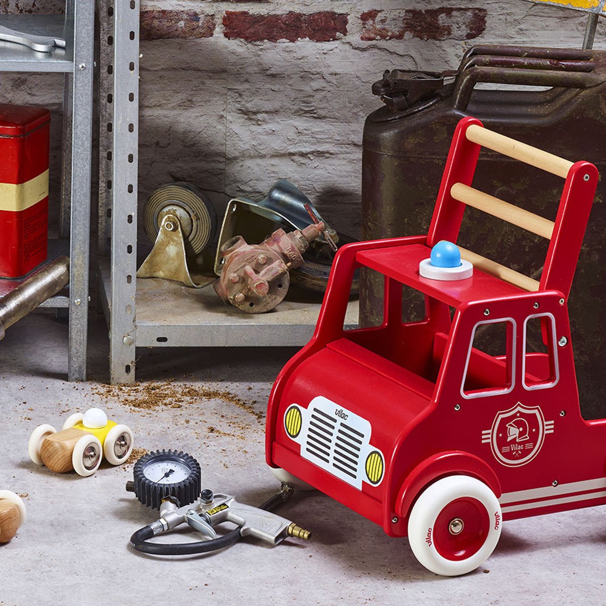 Chariot de marche pompiers rouge, VILAC