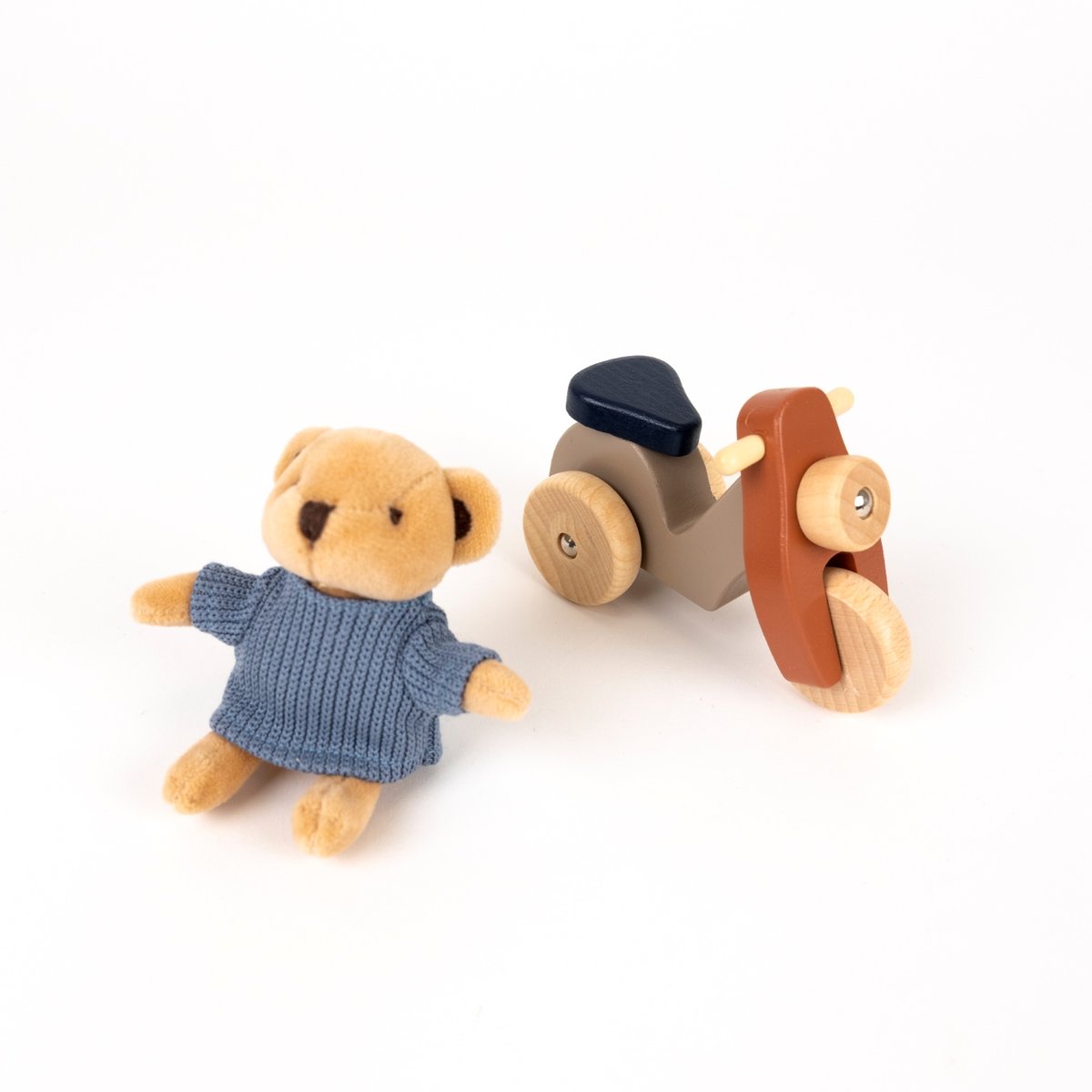 Alexis l'ours sur son scooter bleu, EGMONT TOYS