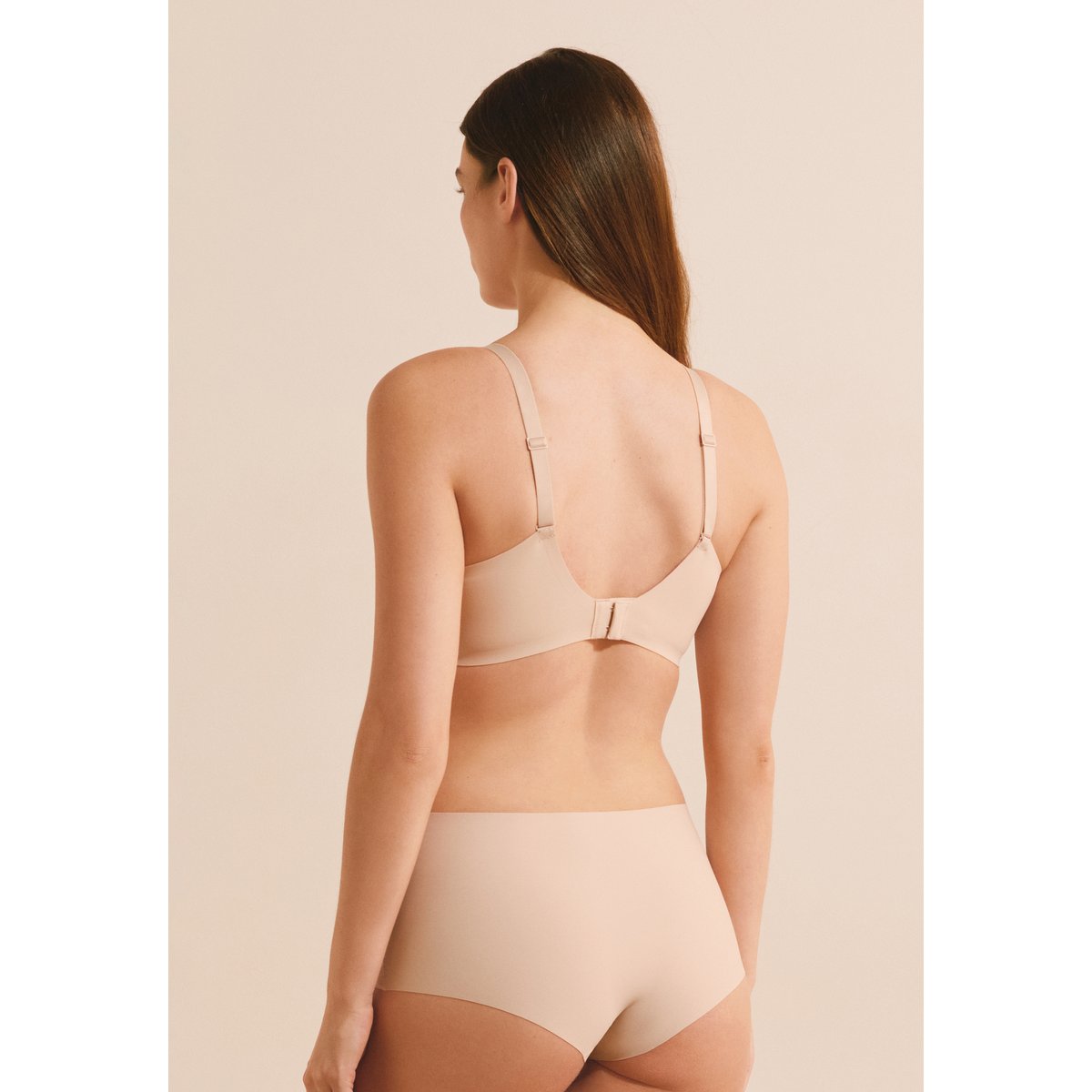 Soutien-gorge N.4 - Le coques fines en microfibre PURE INVISIBLE lin, ETAM