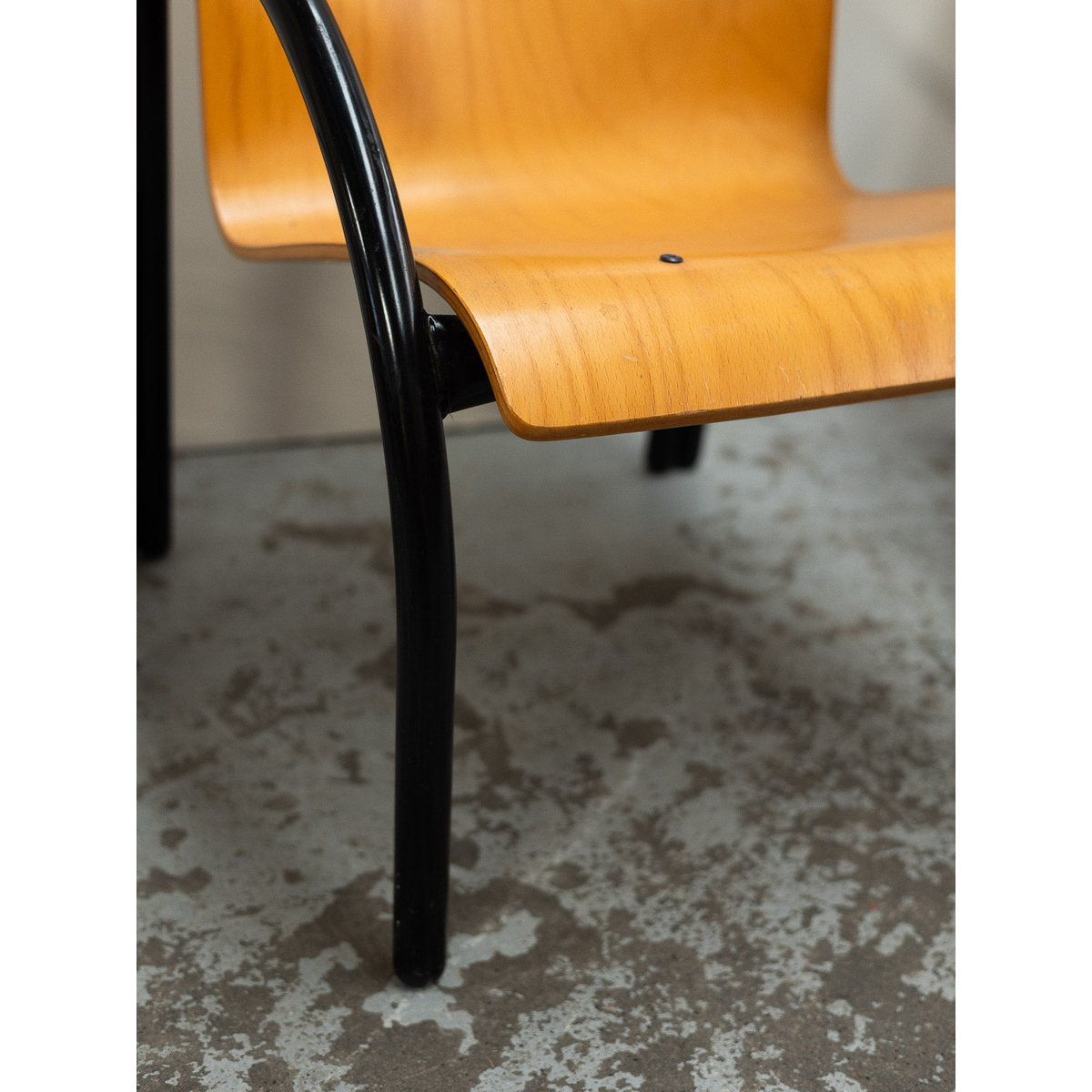 Paire de fauteuils modernistes Jakob N°1428 - Bon état bois clair, DEBONGOUT