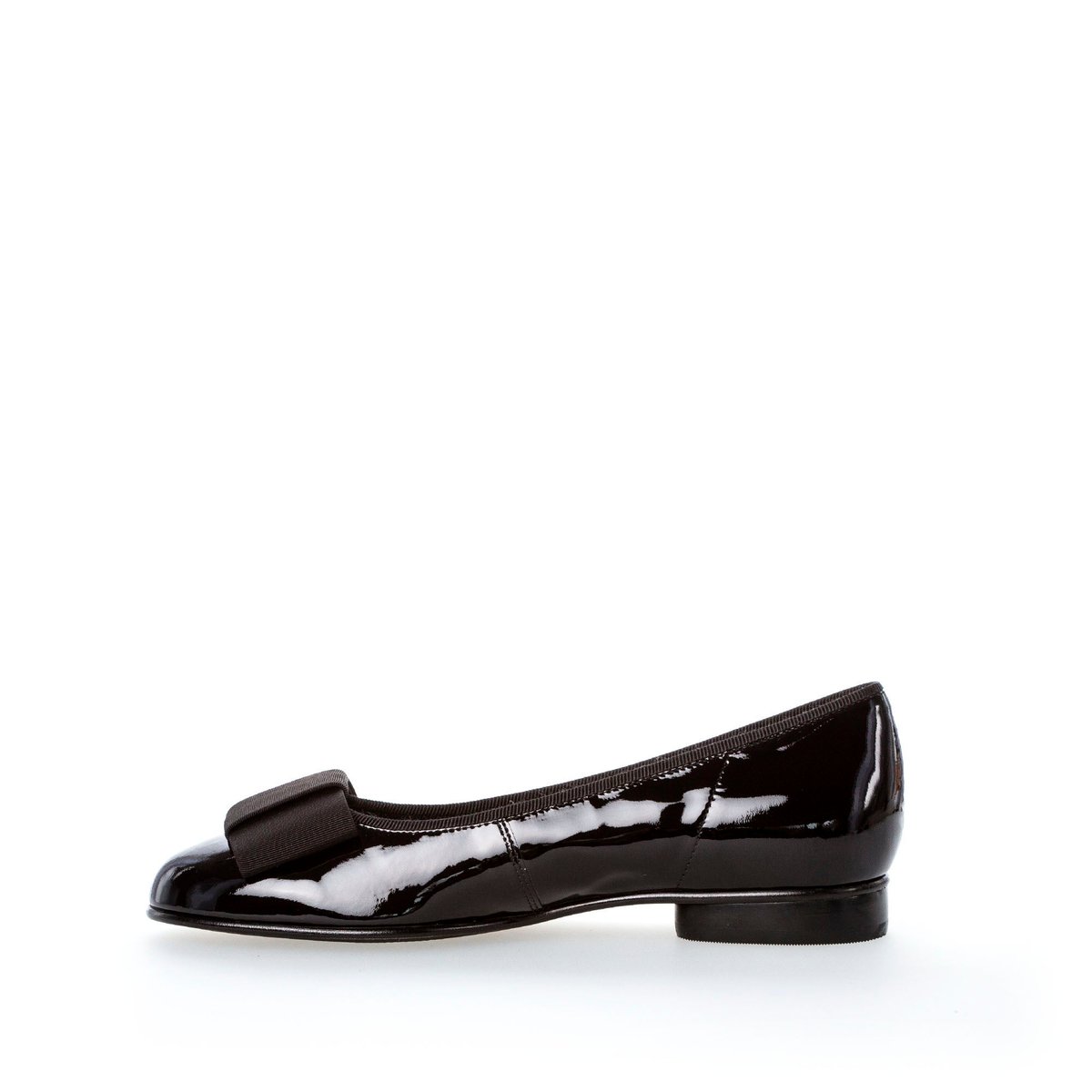Ballerines en cuir à talon décroché noir vernis, GABOR