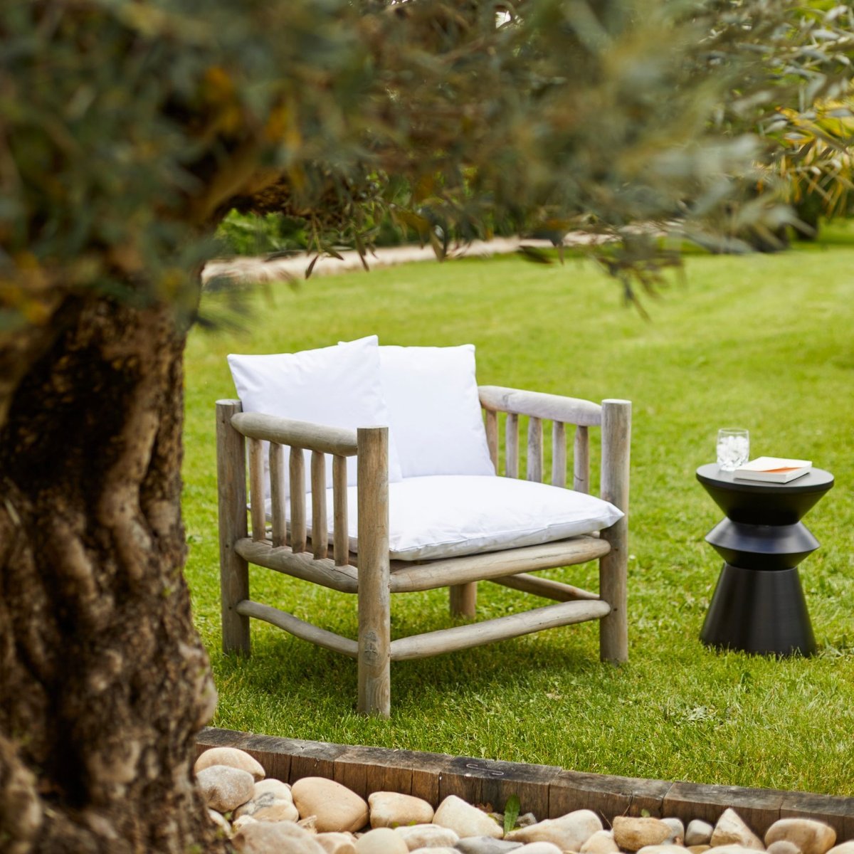 Coussin extérieur imperméable et déhoussable MINORQUE - QABANE blanc, HOME MAISON