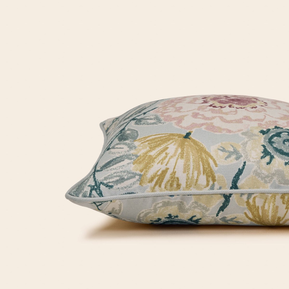 Housse De Coussin en Imprimé floral FLORABEL bleuté et multicolore, MADURA