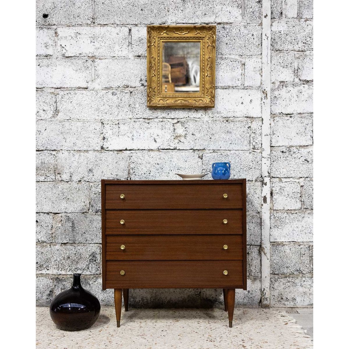 Commode contemporaine en bois Olga N°1048 - Bon état bois foncé, DEBONGOUT