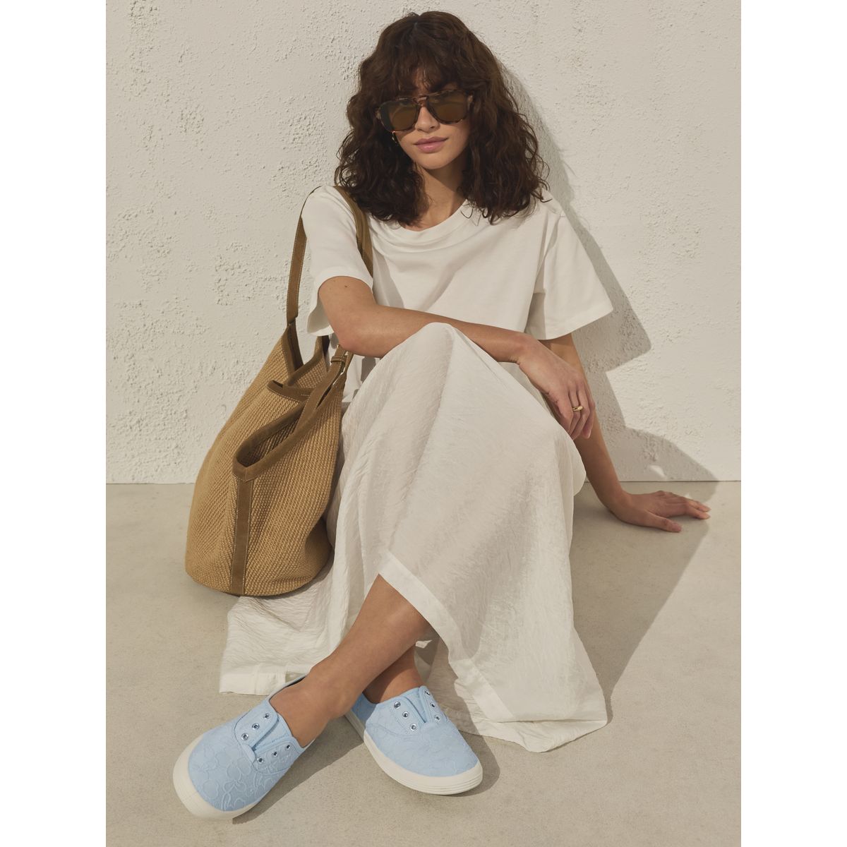 Baskets sans lacets en toile bleu clair, NEXT