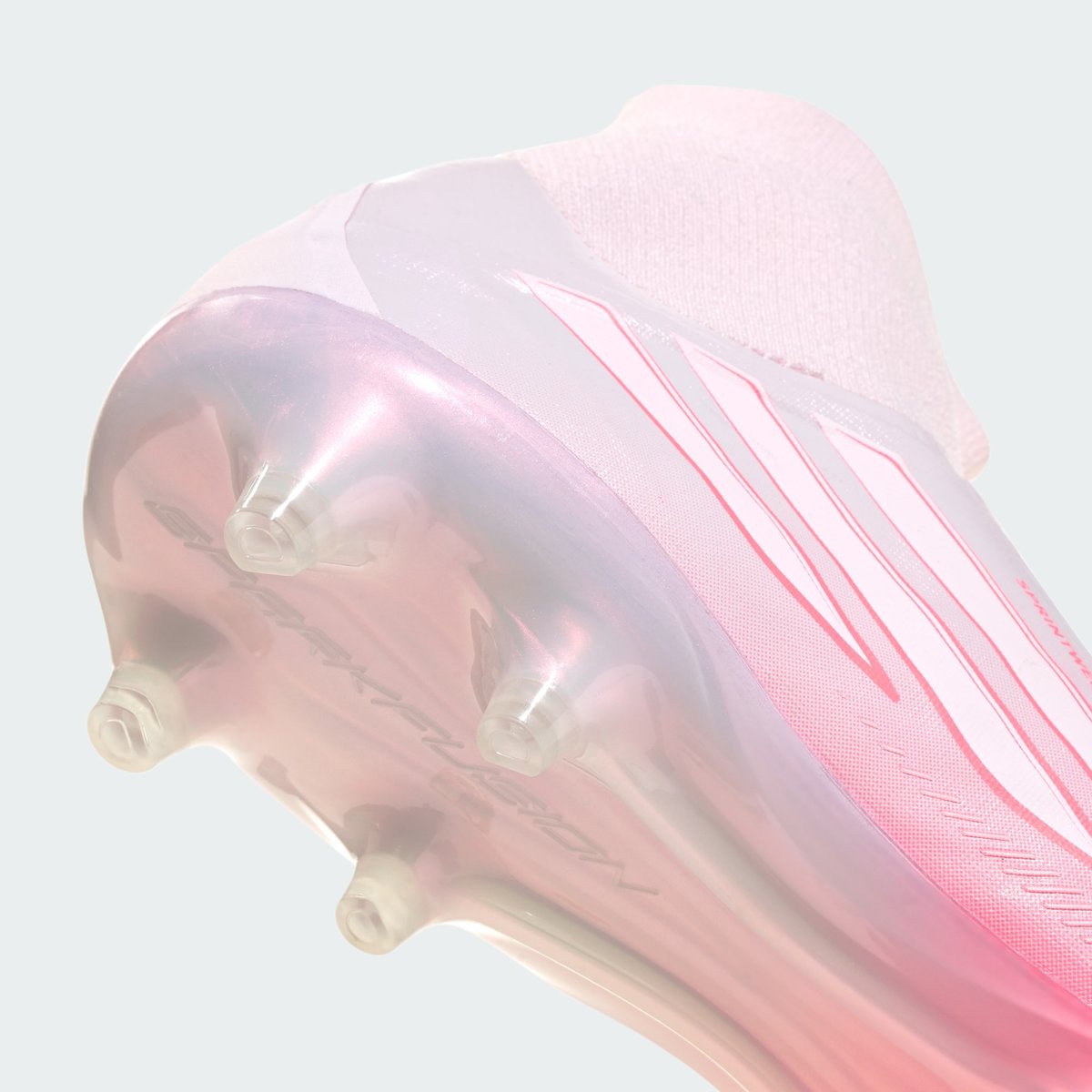 Chaussure De Football Mi-Montante F50 Sparkfusion Pro Terrain Souple/Terrain Synthétique Femmes solar turbo / cloud white / distilled pink, adidas Performance