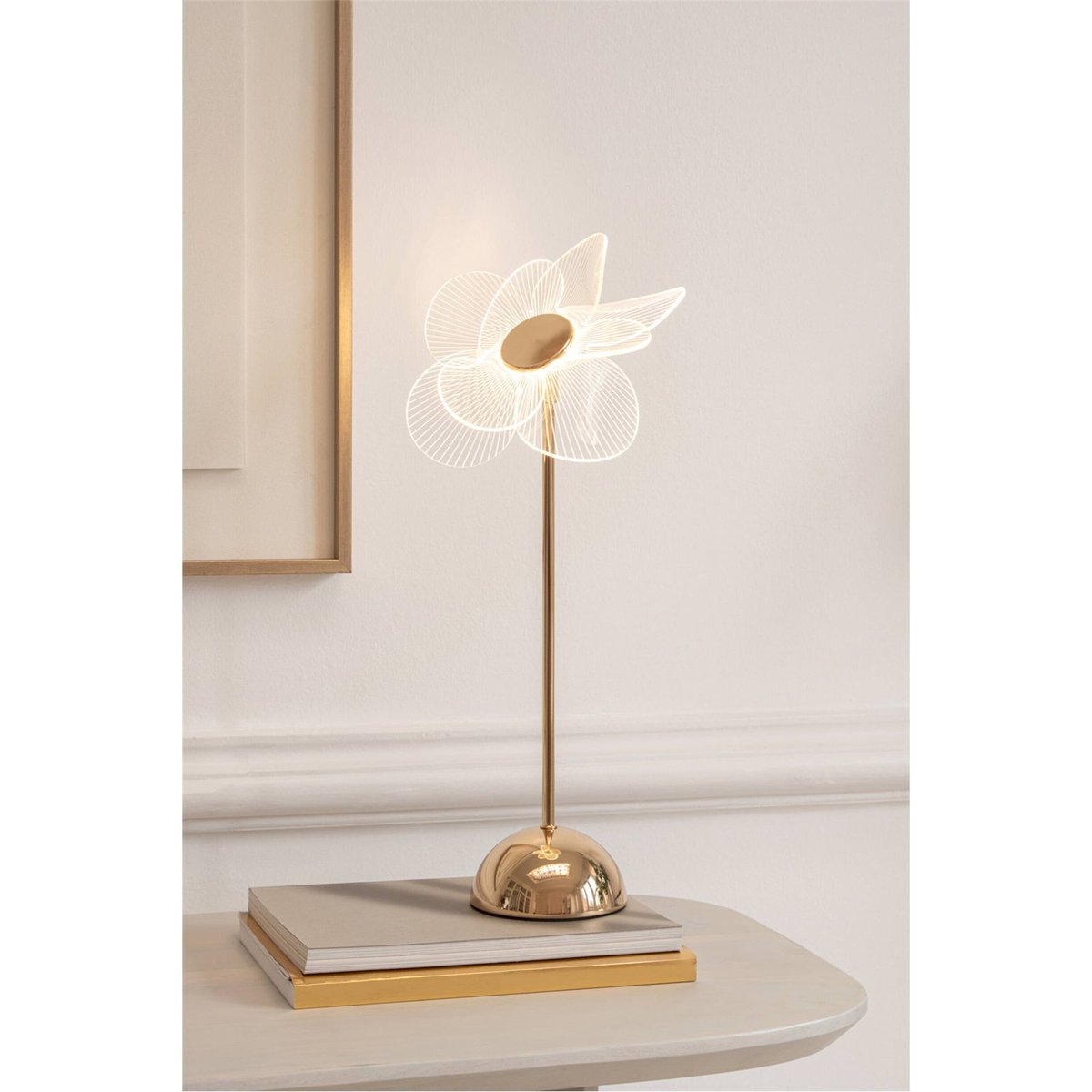 Lampe de table fleur en métal doré et blanc, RECOLLECTION