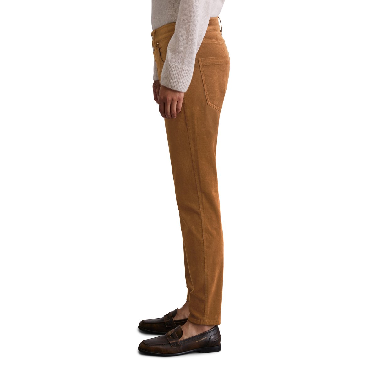 Pantalon à fines côtes modèle Theda boyfriend cropped en coton organique modal stretch marron clair, MARC O'POLO