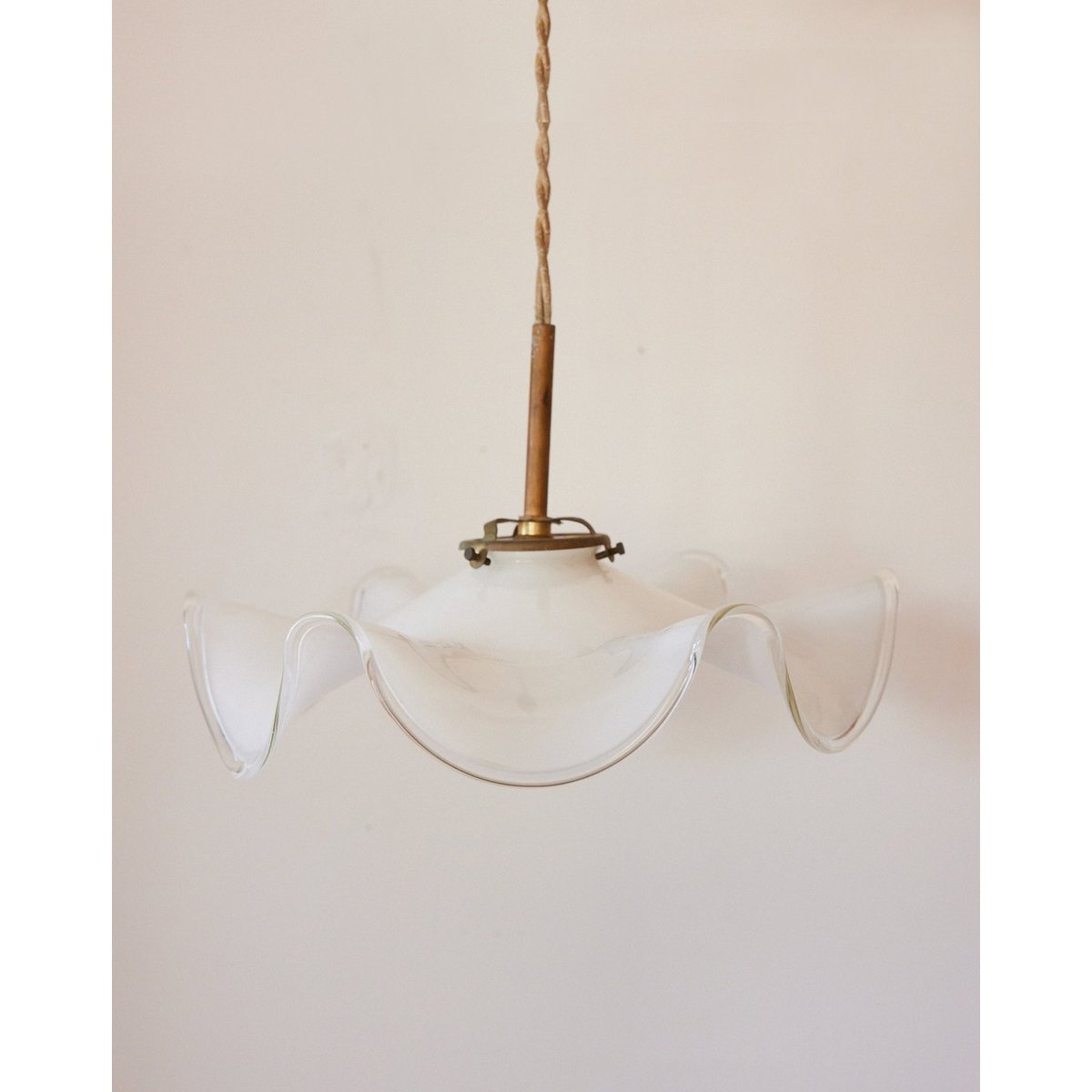 Suspension opaline blanche vintage Sonia N°317 - Bon état blanc, DEBONGOUT