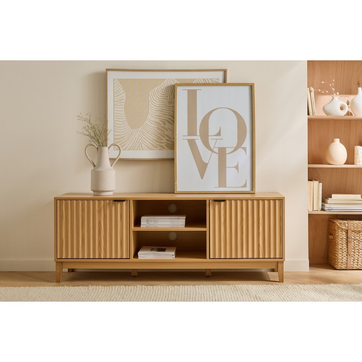 Meuble TV 2 niches et 2 portes aux façades effet vague L140 cm - BOLOGNE bois clair, CALICOSY