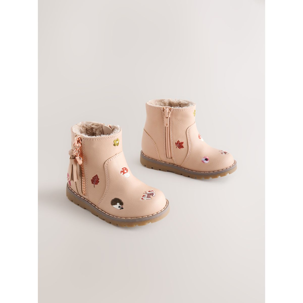 Bottines chelsea zippées à glands broderie rose, NEXT