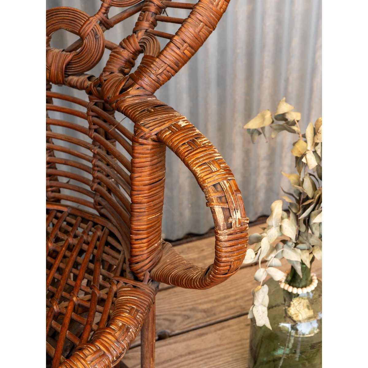 Grand fauteuil en osier Ernest N°1097 - Bon état bois foncé, DEBONGOUT