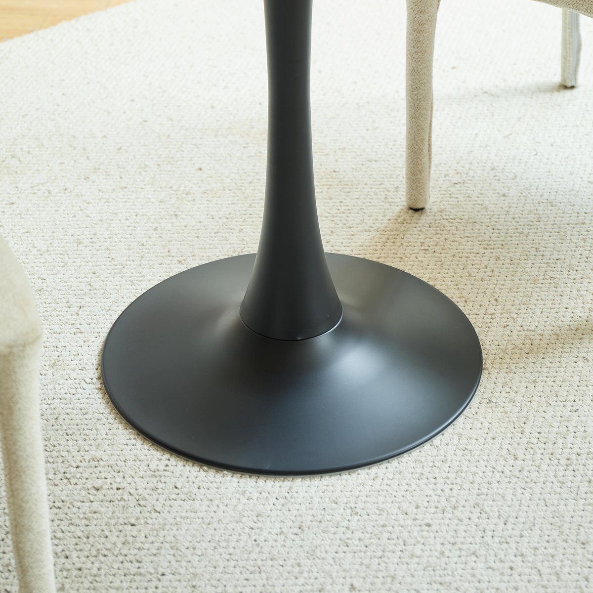 Table à manger ronde pour 4 personnes, bois et métal, SALLA bois naturel, NORDLYS