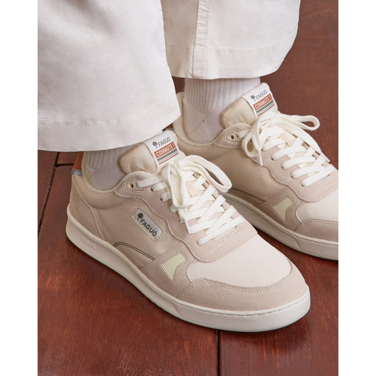Baskets basses tissu suede COMMUTE 1 beige et rouille, FAGUO