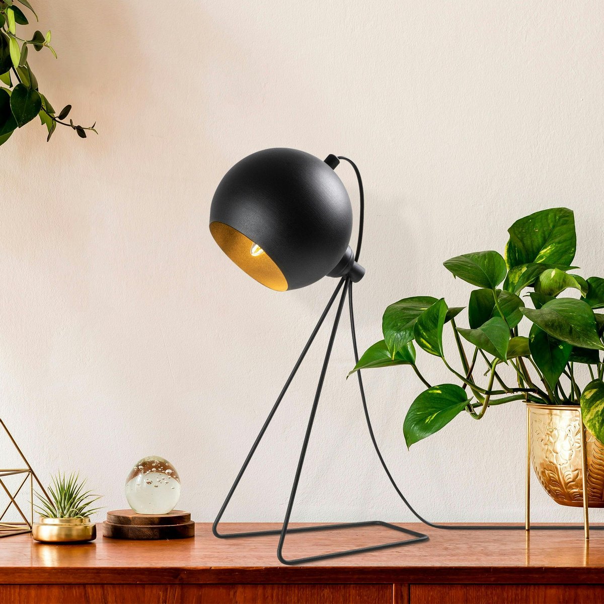 Lampe à poser design noire, abat-jour rond en métal SILE noir, PIER IMPORT