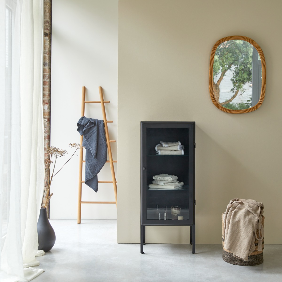 Vitrine en Métal, LISON noir, TIKAMOON