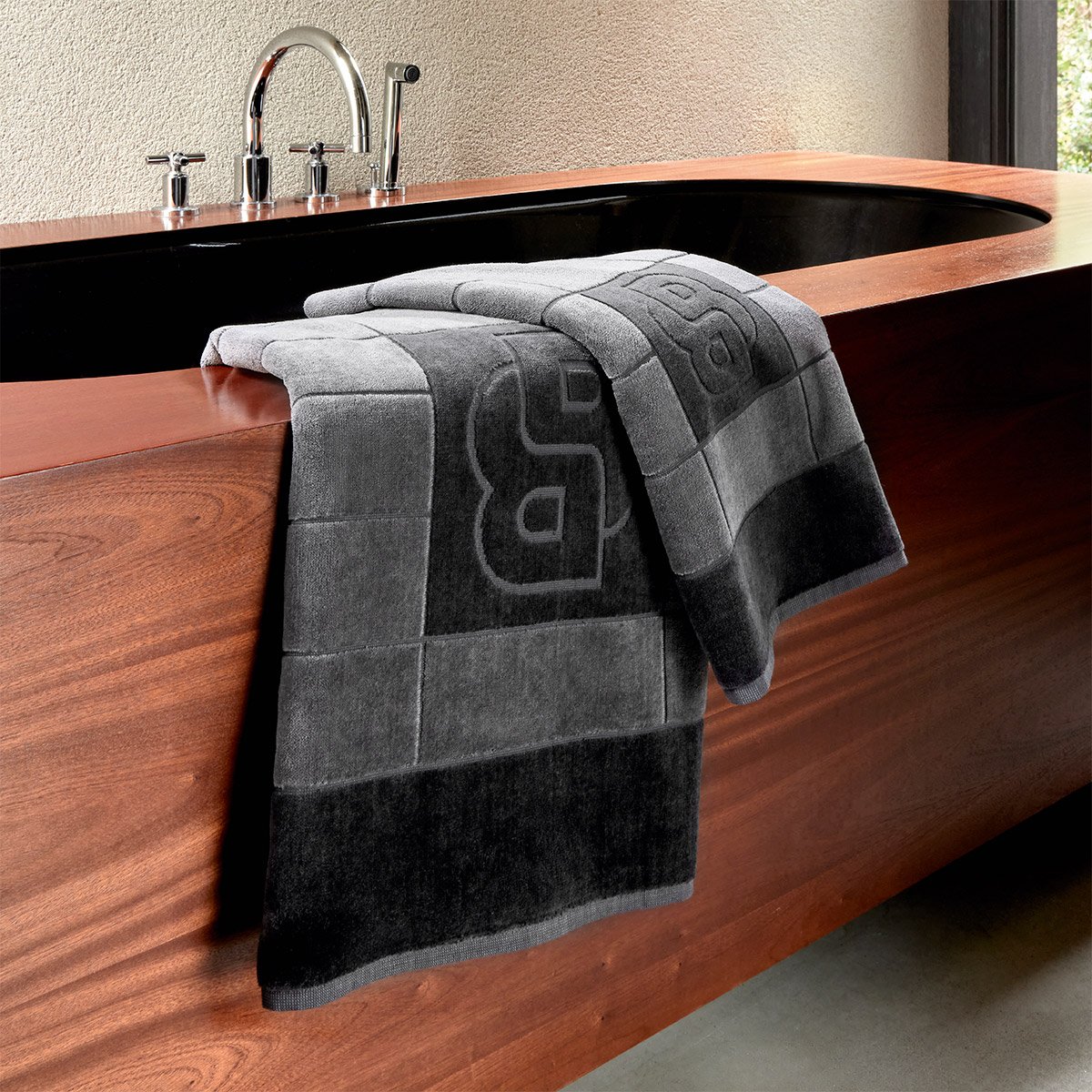 Serviette de bain en coton,DOUBLE B charcoal, BOSS HOME