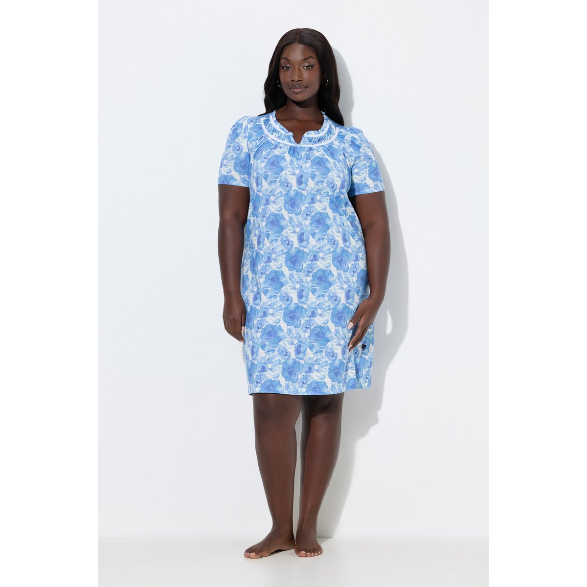 Chemise de nuit motif rose bleu ciel, ULLA POPKEN