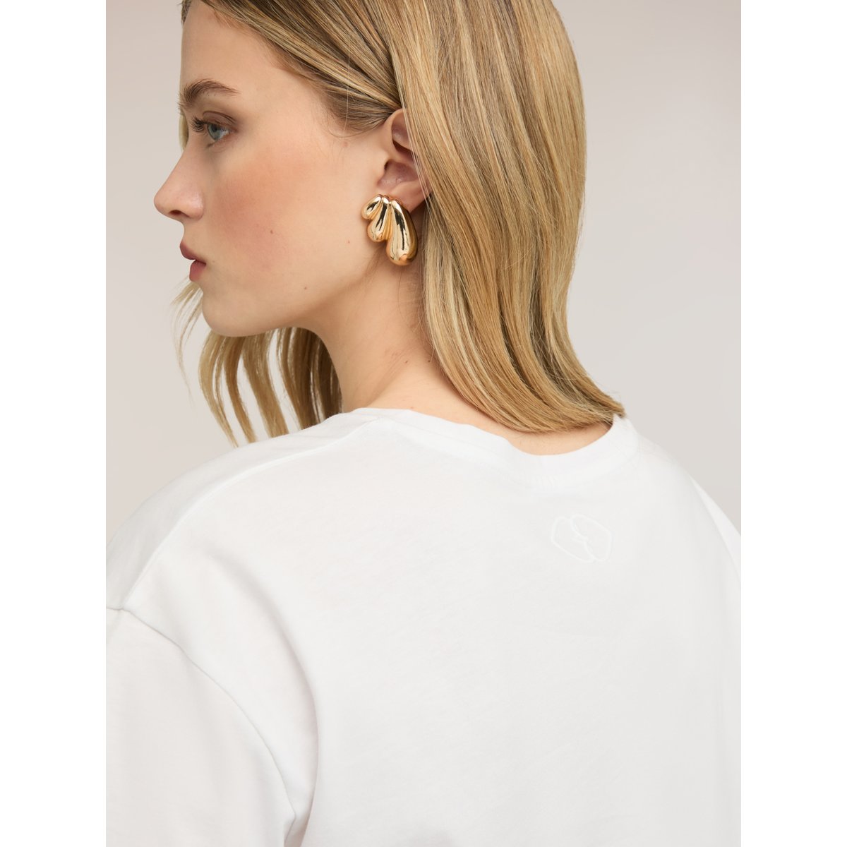 T-shirt boxy avec logo brodé blanc, MOTIVI