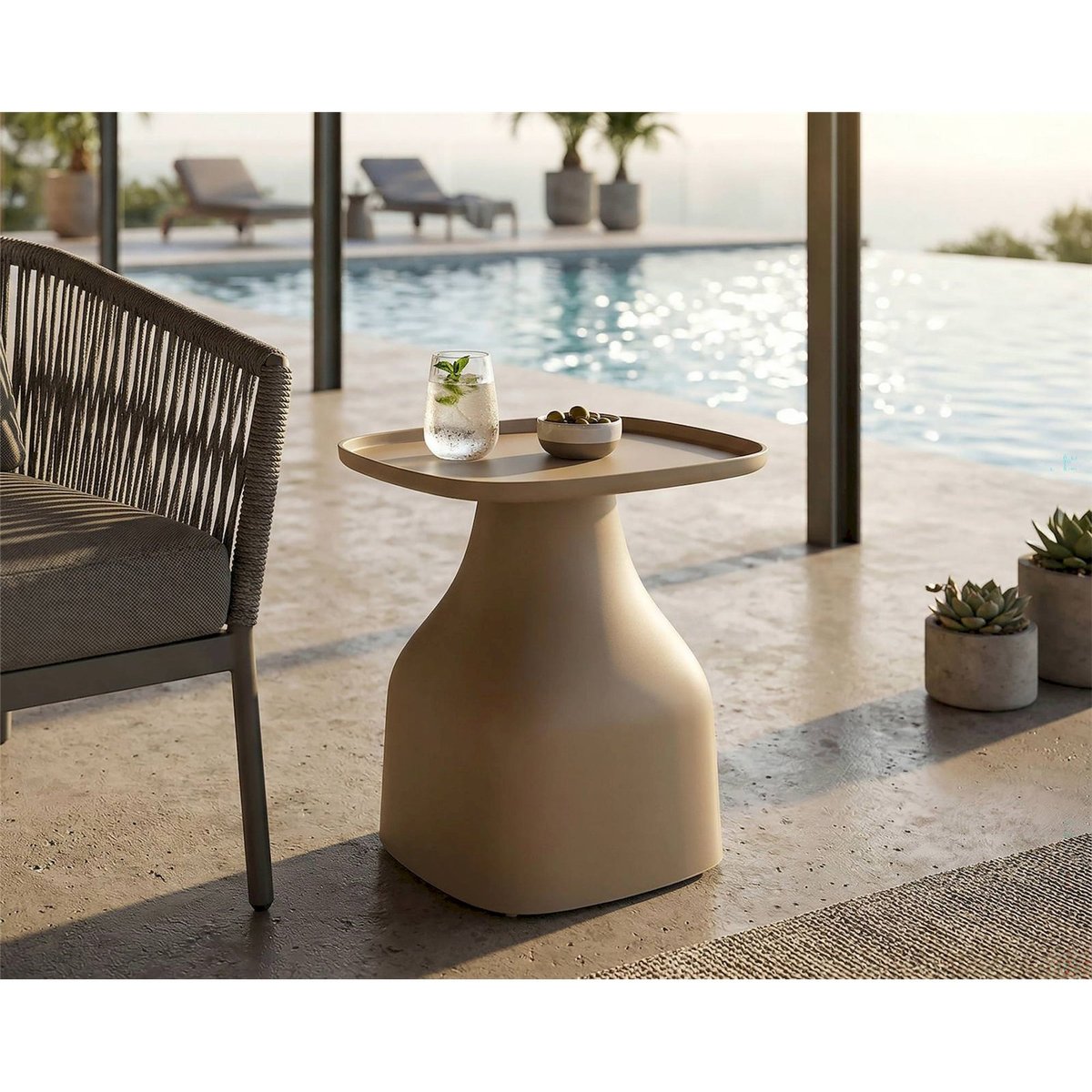 Table basse plateau carré base sculpturale MODERN gris, RECOLLECTION